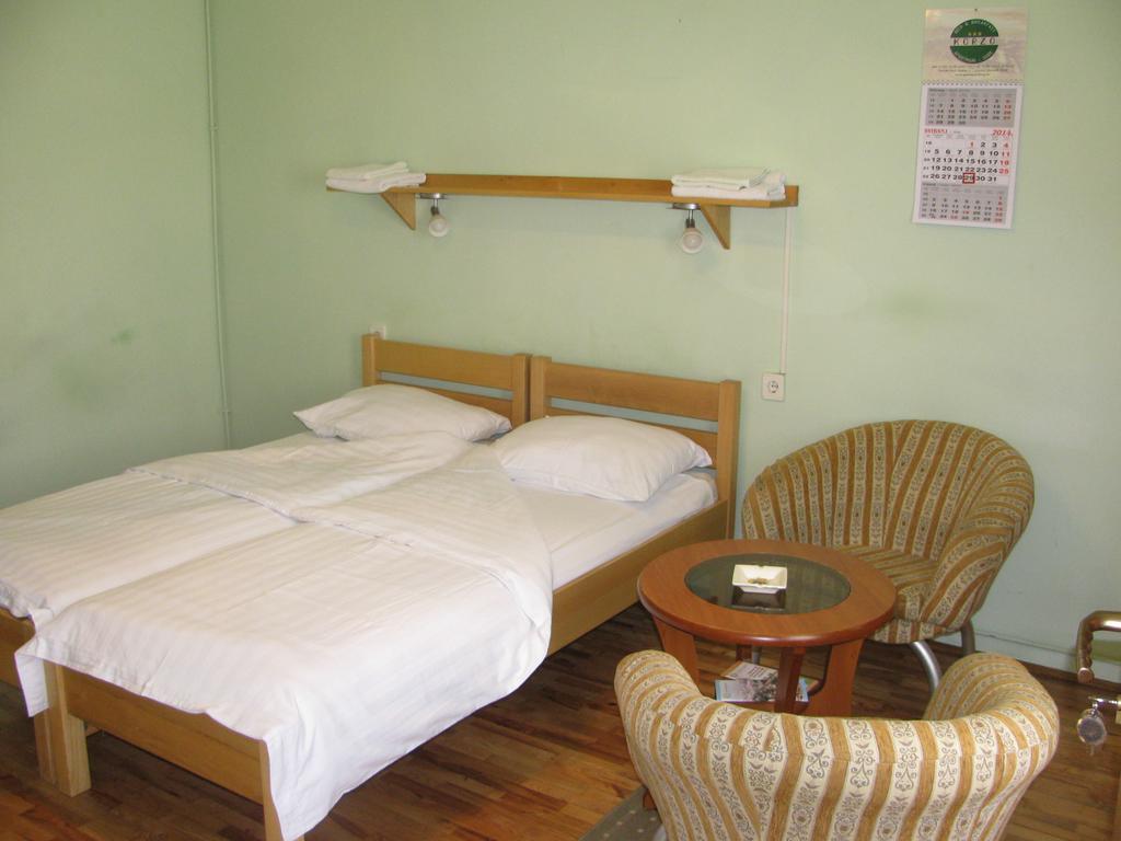 Apartments & Rooms Korzo Славонски брод Екстериор снимка