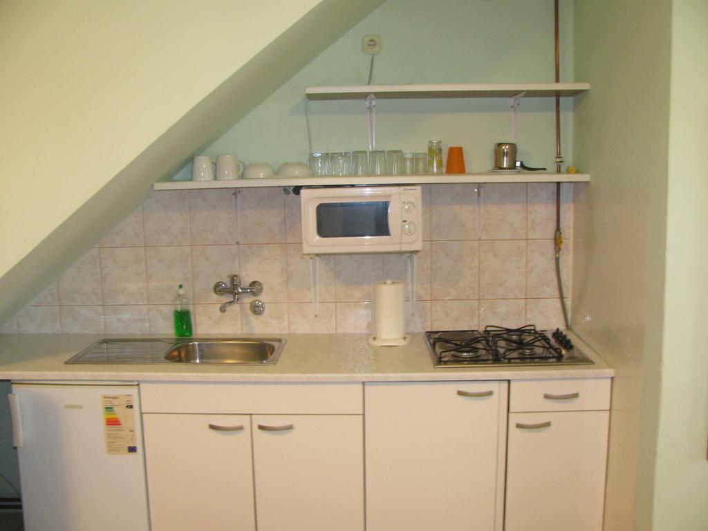 Apartments & Rooms Korzo Славонски брод Стая снимка