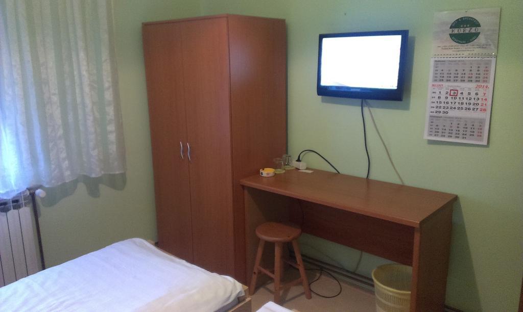 Apartments & Rooms Korzo Славонски брод Стая снимка