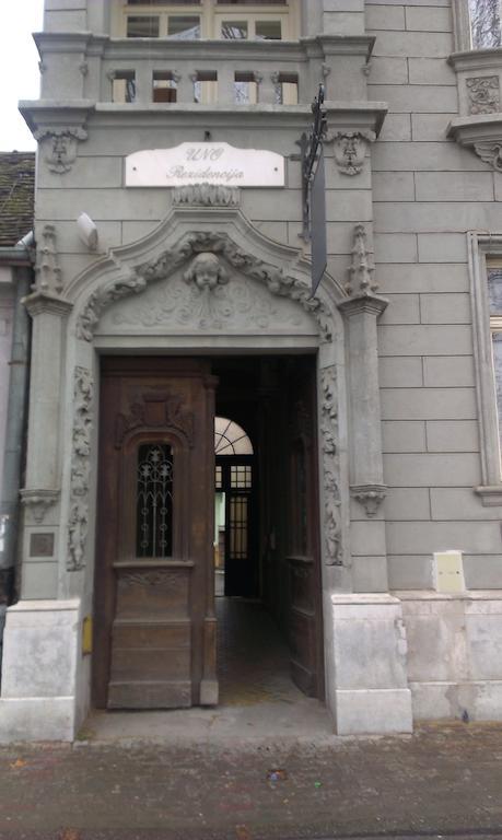 Apartments & Rooms Korzo Славонски брод Стая снимка